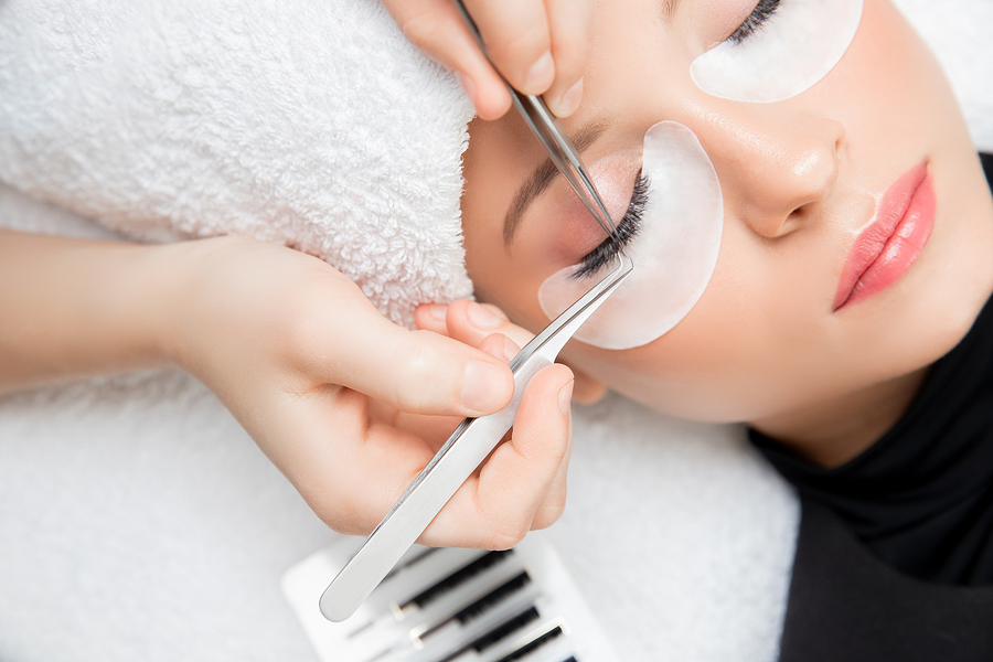 Kunstliche Wimpern Nur Asthetik Oder Auch Nutzlich